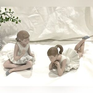 (2)-Lladró Nao Retired Ballerinas. “Pensive Ballet” & “Attentive Ballet” | EUC